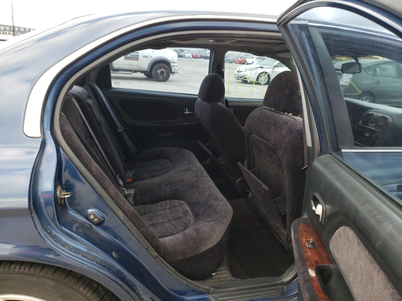 Photo 6 from auction – 2002 HYUNDAI SONATA GLS with VIN KMHWF35H02A714924