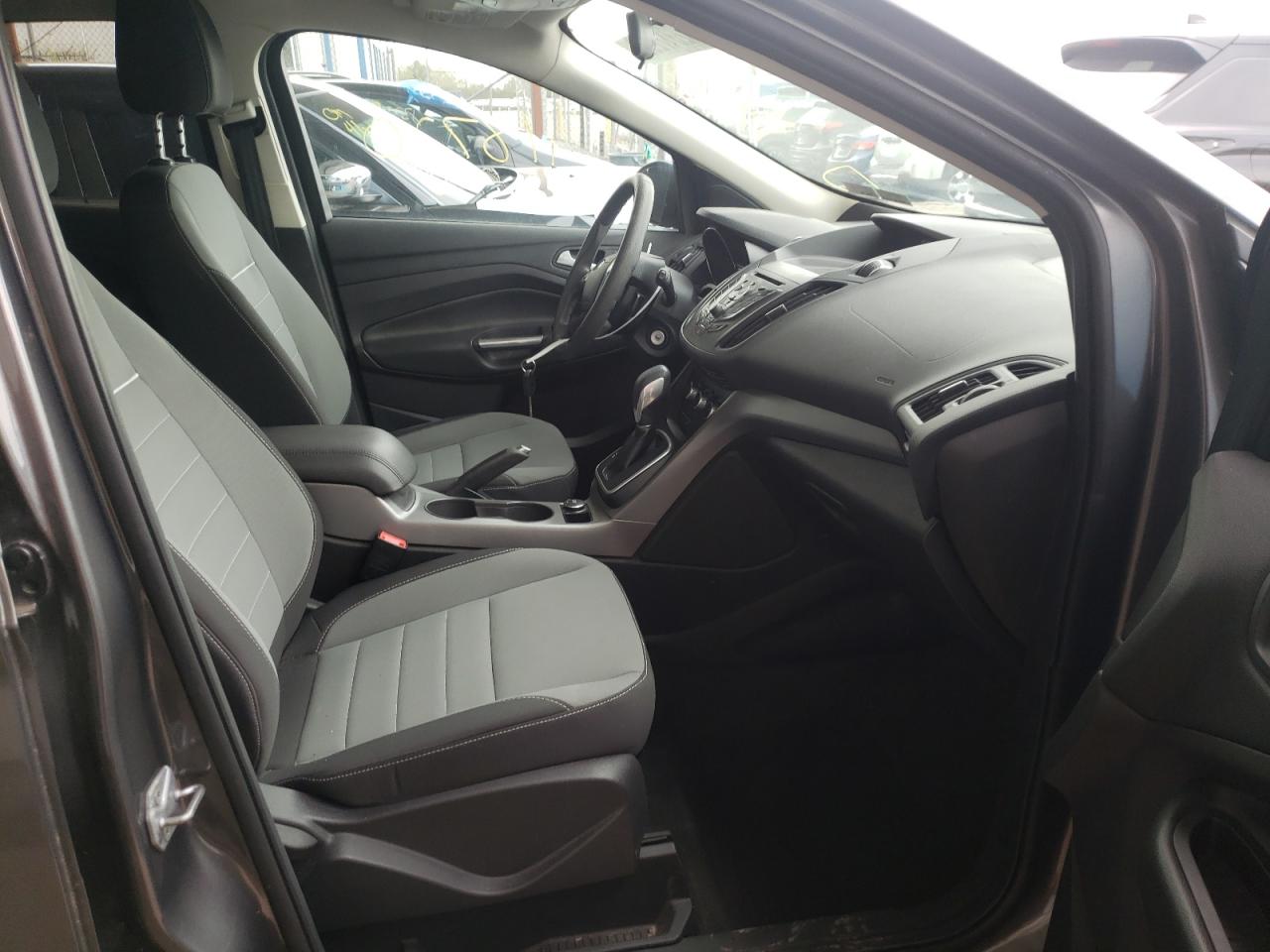 Photo 5 from auction – 2014 FORD ESCAPE SE with VIN 1FMCU9G90EUA57434
