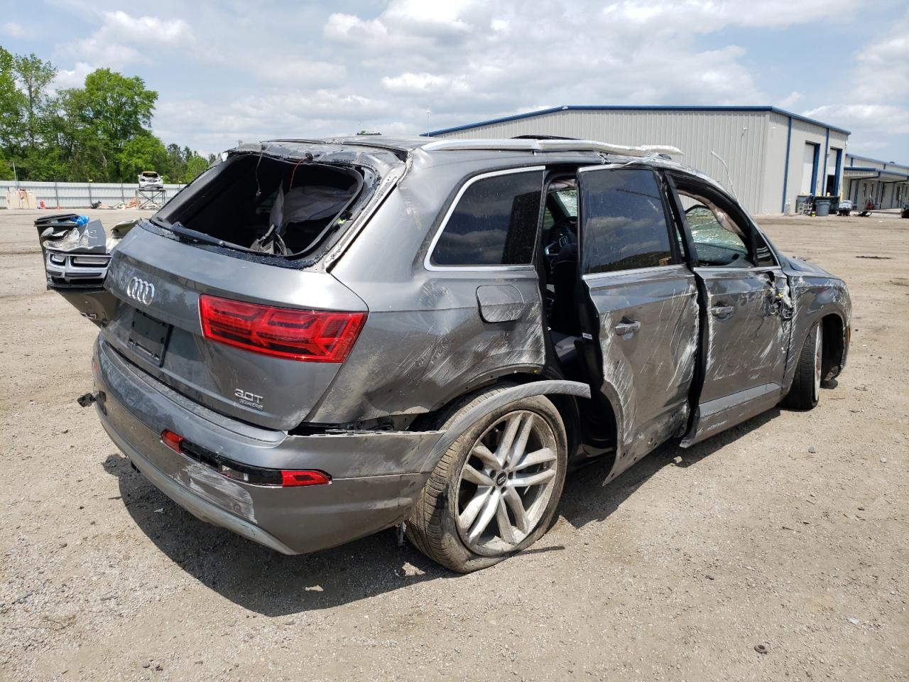 Photo 4 from auction – 2018 AUDI Q7 PRESTIG with VIN WA1VAAF73JD020678