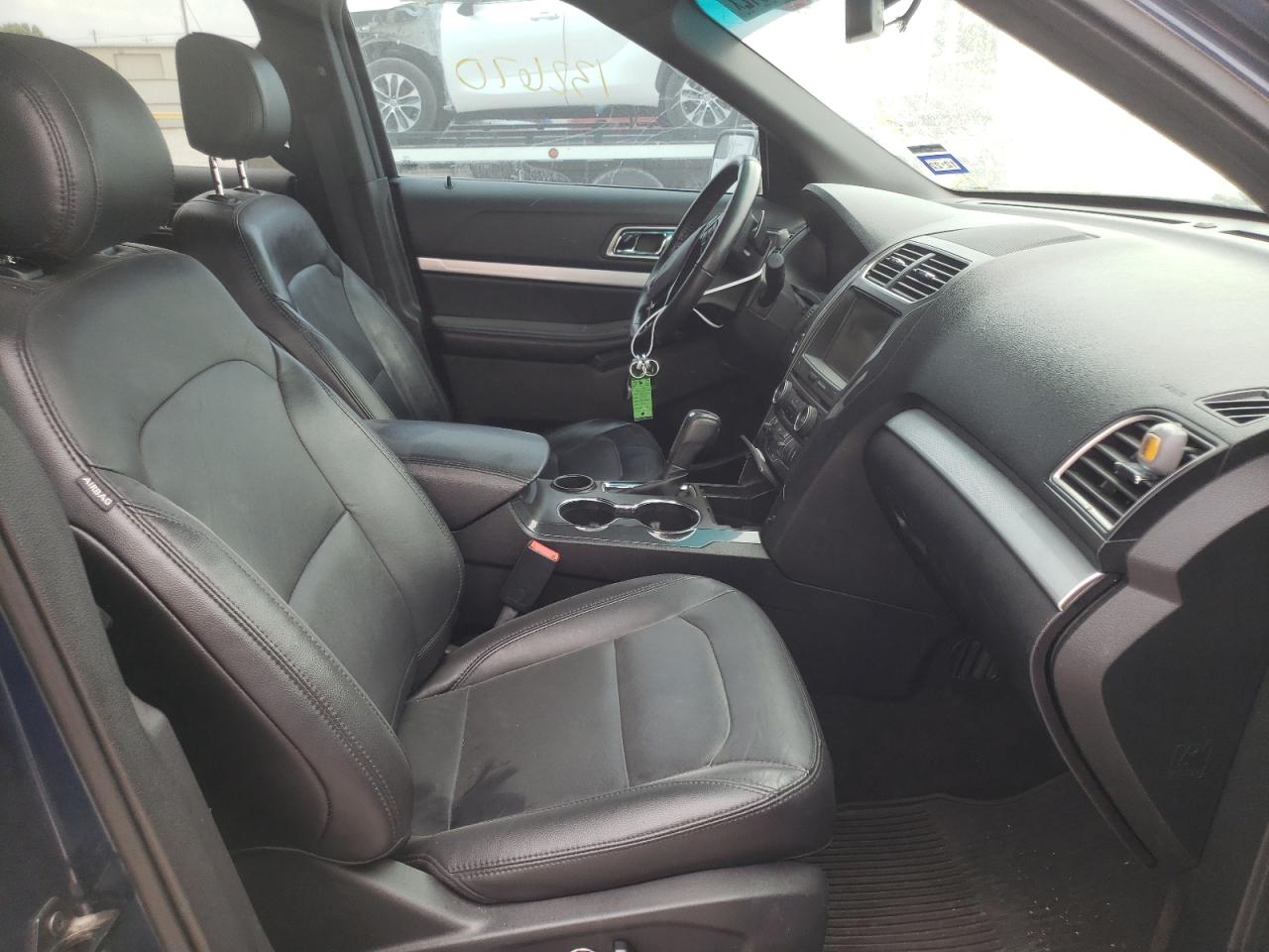 Foto 5 de la subasta – 2016 FORD EXPLORER X con VIN 1FM5K7D87GGA70035