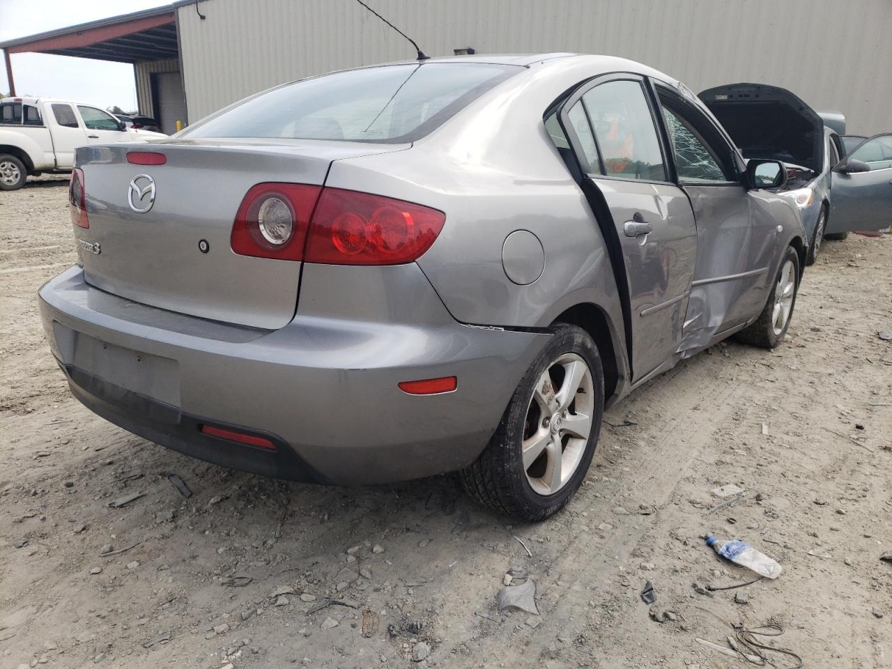 Photo 4 from auction – 2006 MAZDA 3 I with VIN JM1BK12F161481566