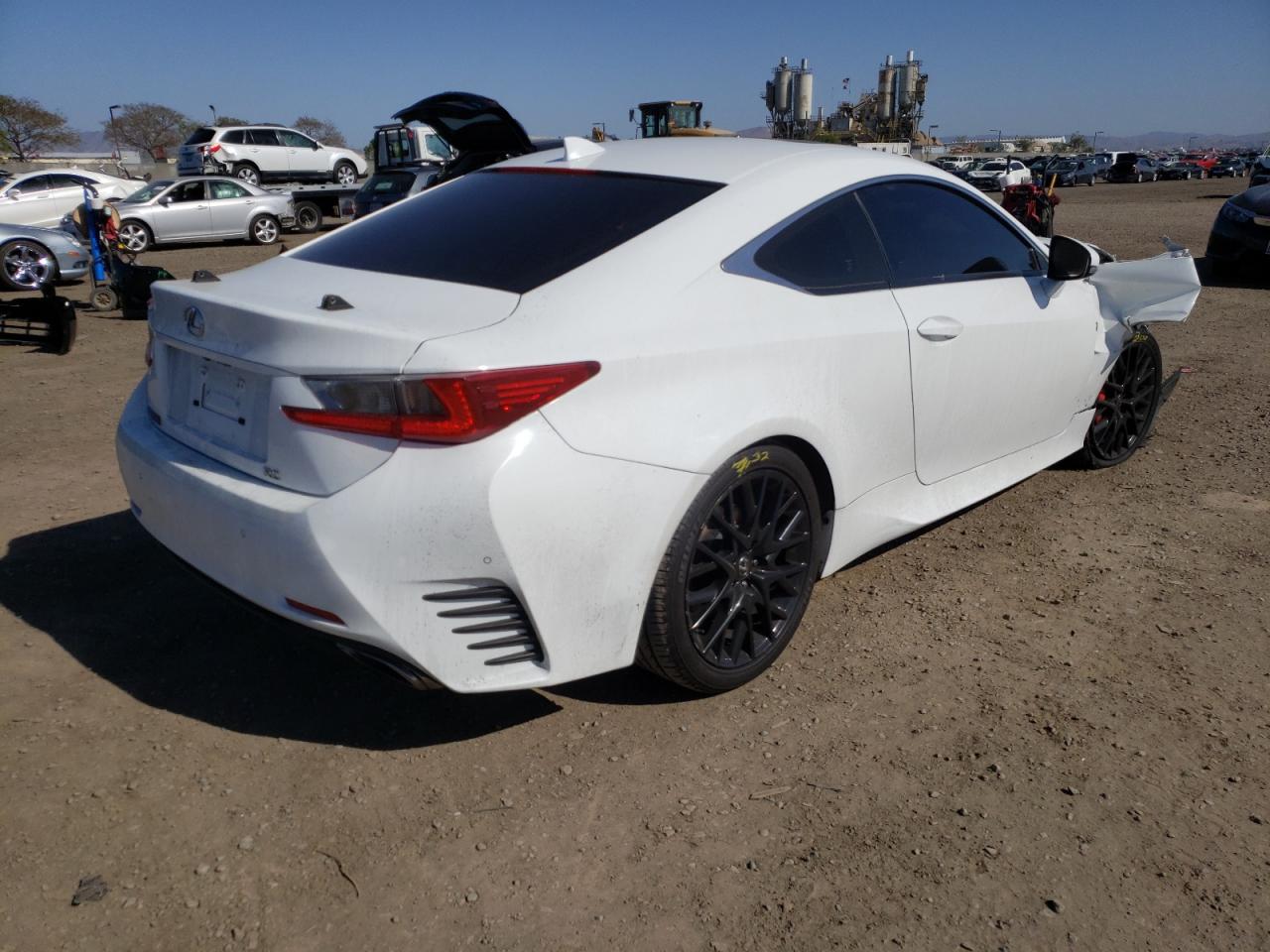 Photo 4 from auction – 2017 LEXUS RC 200T with VIN JTHHA5BC8H5006713