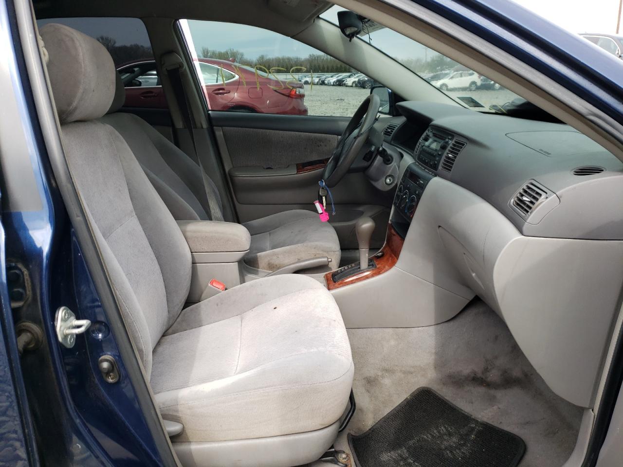 Foto 5 de la subasta – 2005 TOYOTA COROLLA CE con VIN 2T1BR32E05C387221