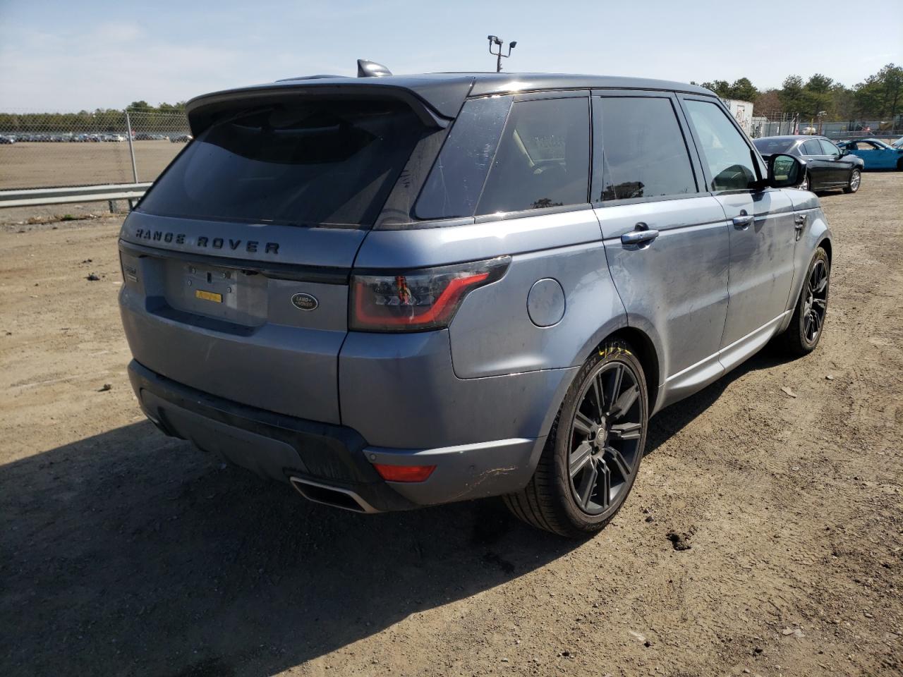 Photo 4 from auction – 2018 LAND ROVER RANGE ROVE with VIN SALWR2RE0JA198688