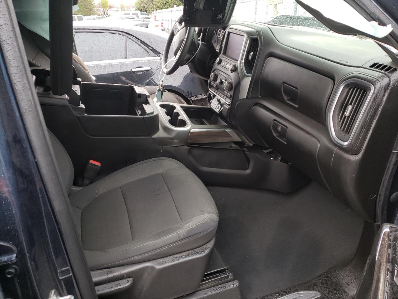 Photo 18 from auction – 2021 CHEVROLET SILVERADO with VIN 1GCPYFED7MZ294262