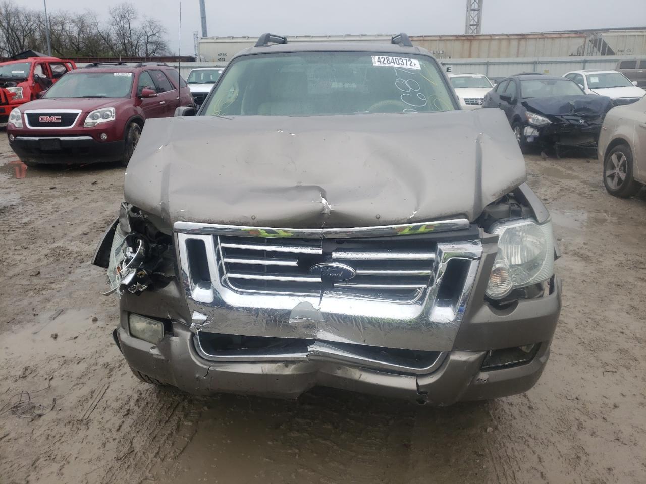 Photo 7 from auction – 2007 FORD EXPLORER S with VIN 1FMEU53867UA26870