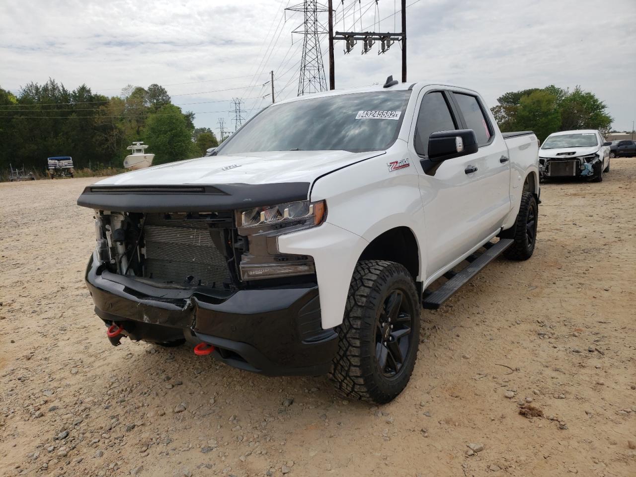 Photo 2 from auction – 2020 CHEVROLET SILVERADO with VIN 1GCPYFEL4LZ290403
