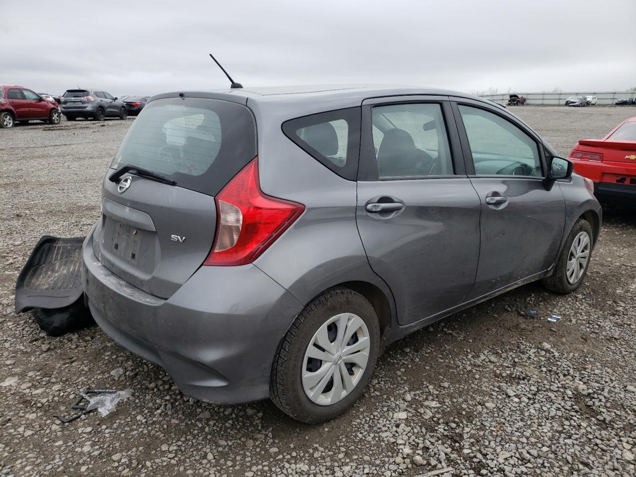 Фото 4 с аукциона – 2018 NISSAN VERSA NOTE с VIN 3N1CE2CP8JL370932