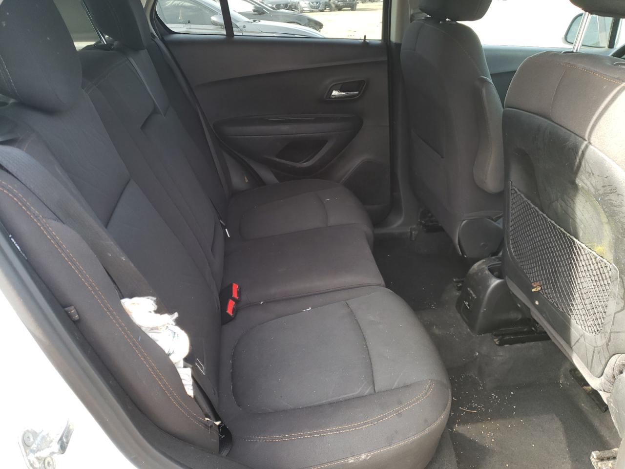 Photo 6 from auction – 2017 CHEVROLET TRAX 1LT with VIN 3GNCJPSB7HL149030