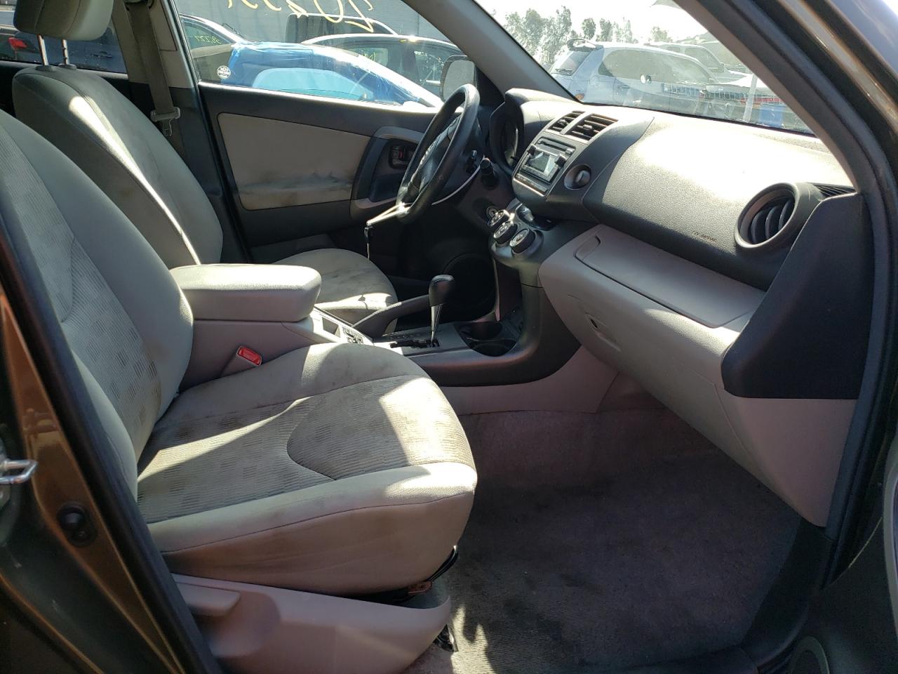 Foto 5 de la subasta – 2012 TOYOTA RAV4 con VIN 2T3ZF4DV1CW133367