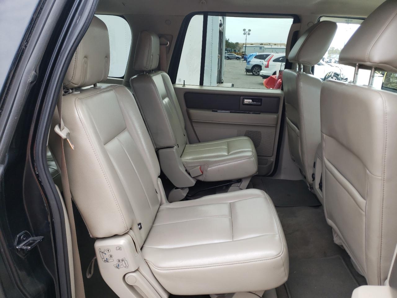 Photo 6 from auction – 2011 FORD EXPEDITION with VIN 1FMJK1G56BEF50391