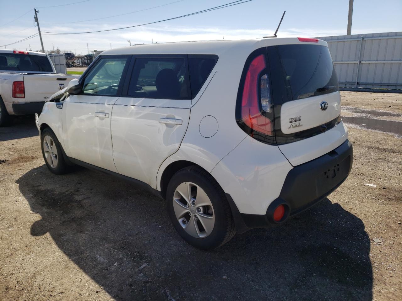 Photo 3 from auction – 2015 KIA SOUL with VIN KNDJN2A23F7236045