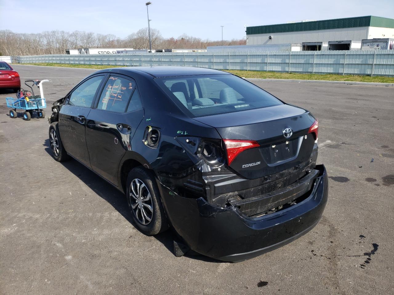 Photo 3 from auction – 2018 TOYOTA COROLLA L with VIN 5YFBURHE6JP776092