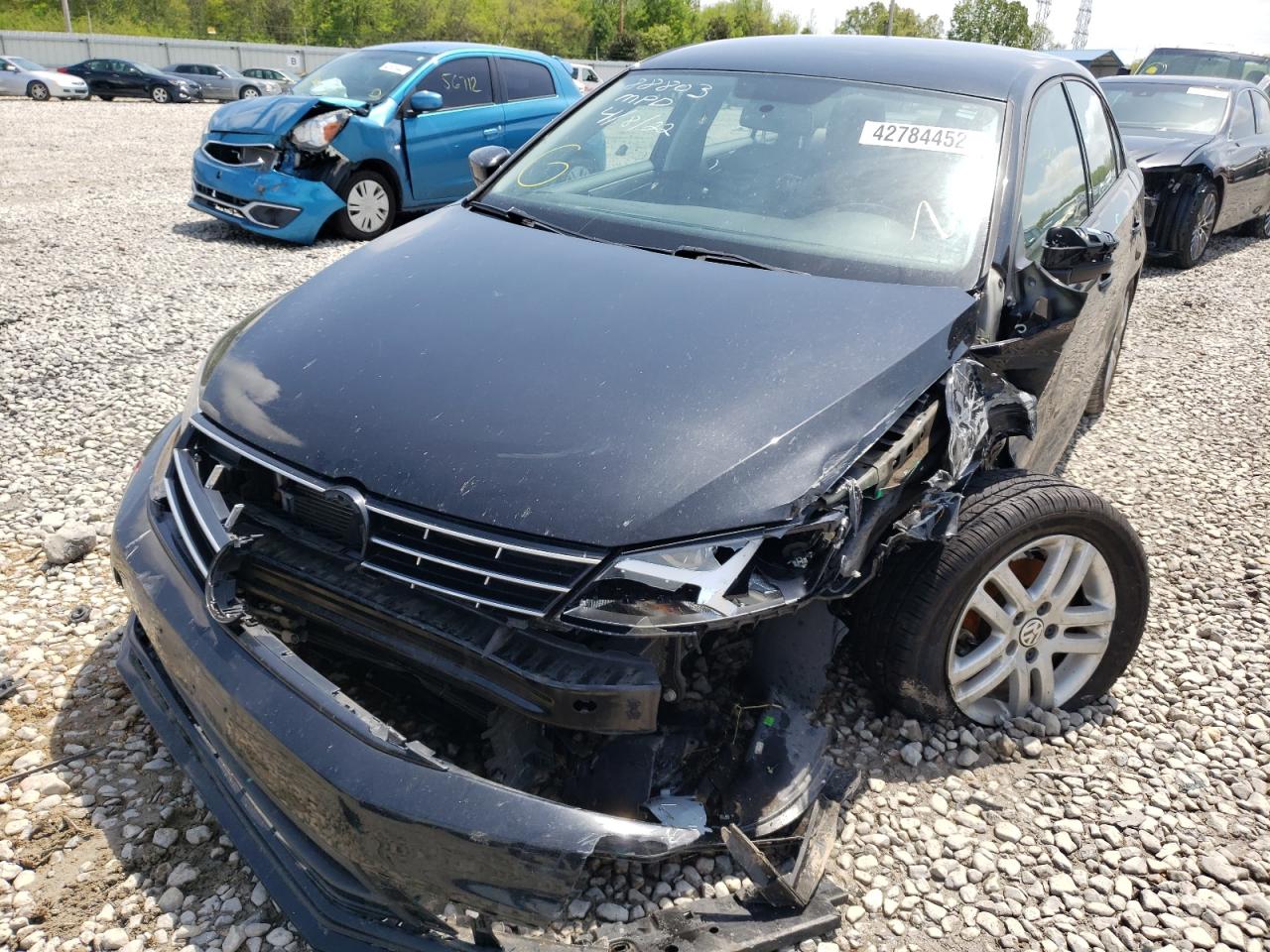 Photo 9 from auction – 2018 VOLKSWAGEN JETTA S with VIN 3VW2B7AJ9JM222115