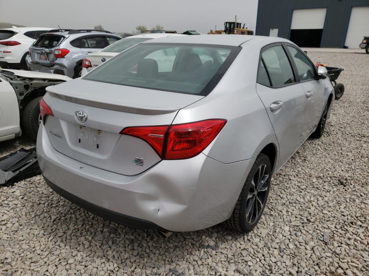 Photo 4 from auction – 2017 TOYOTA COROLLA L with VIN 2T1BURHE3HC853401