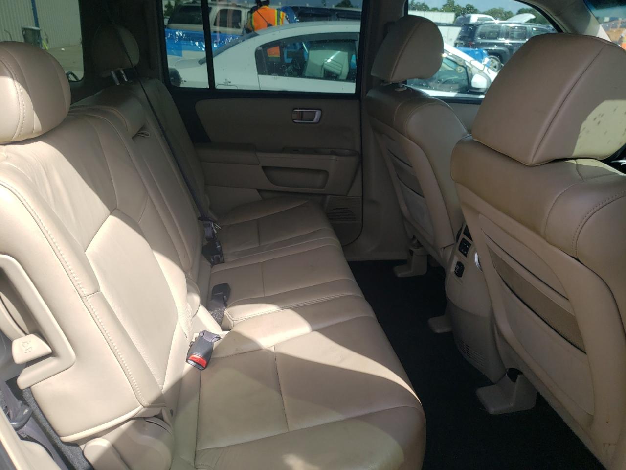 Photo 6 from auction – 2009 HONDA PILOT EXL with VIN 5FNYF48519B004002