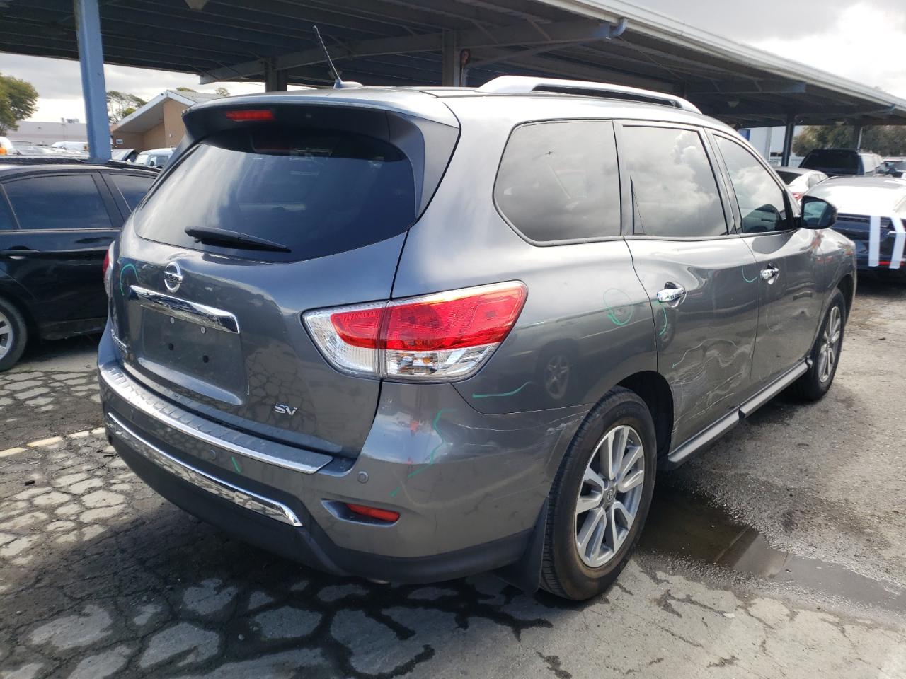 Photo 4 from auction – 2016 NISSAN PATHFINDER with VIN 5N1AR2MN9GC615002