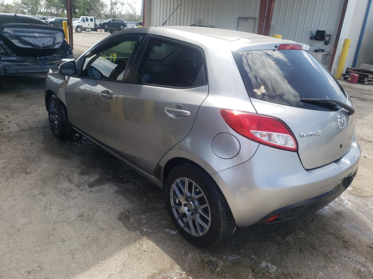 Photo 3 from auction – 2011 MAZDA MAZDA2 with VIN JM1DE1HY1B0123540