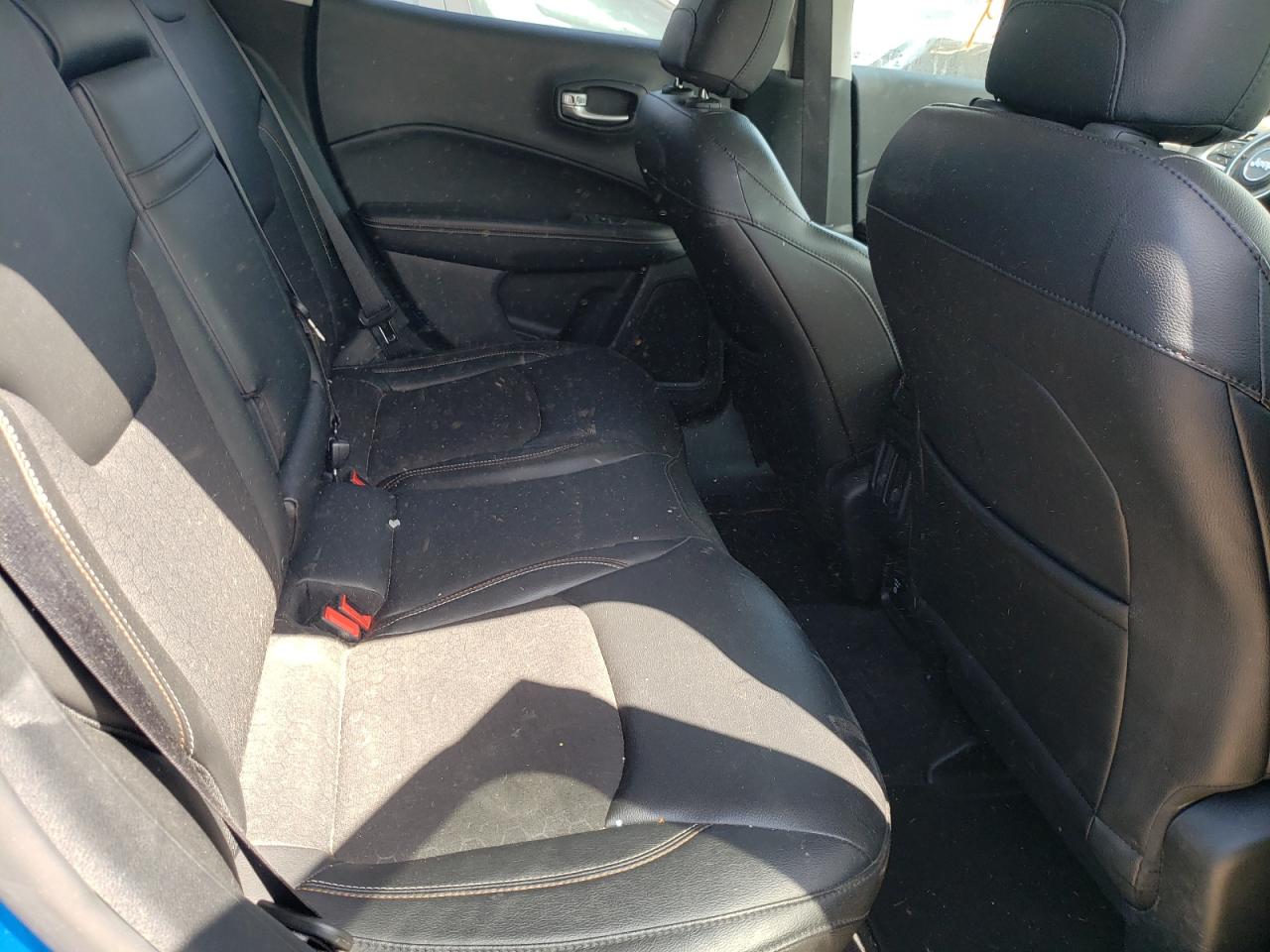 Photo 6 from auction – 2018 JEEP COMPASS LA with VIN 3C4NJCBB9JT165715