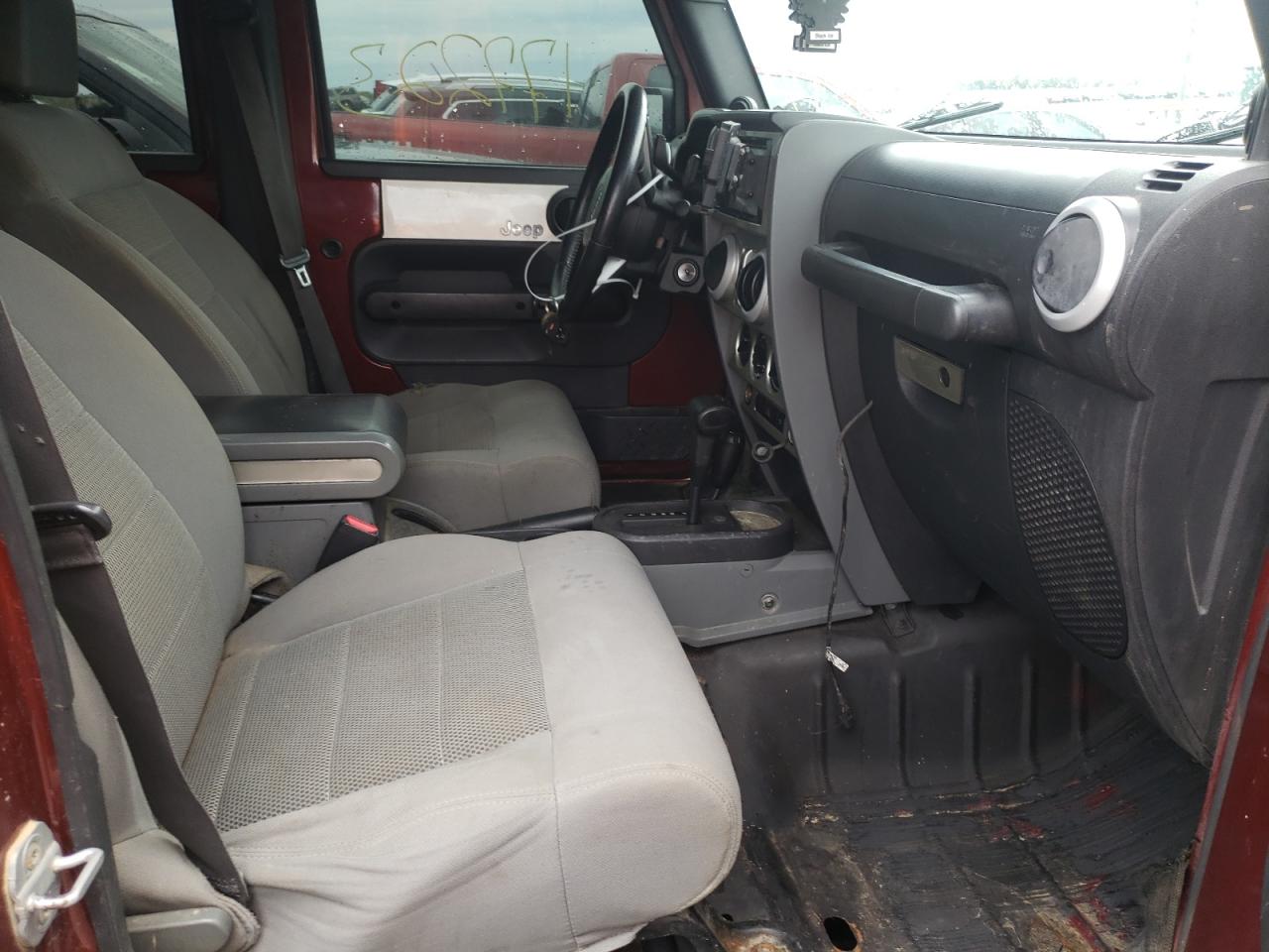 Photo 5 from auction – 2008 JEEP WRANGLER U with VIN 1J8GA59178L586641