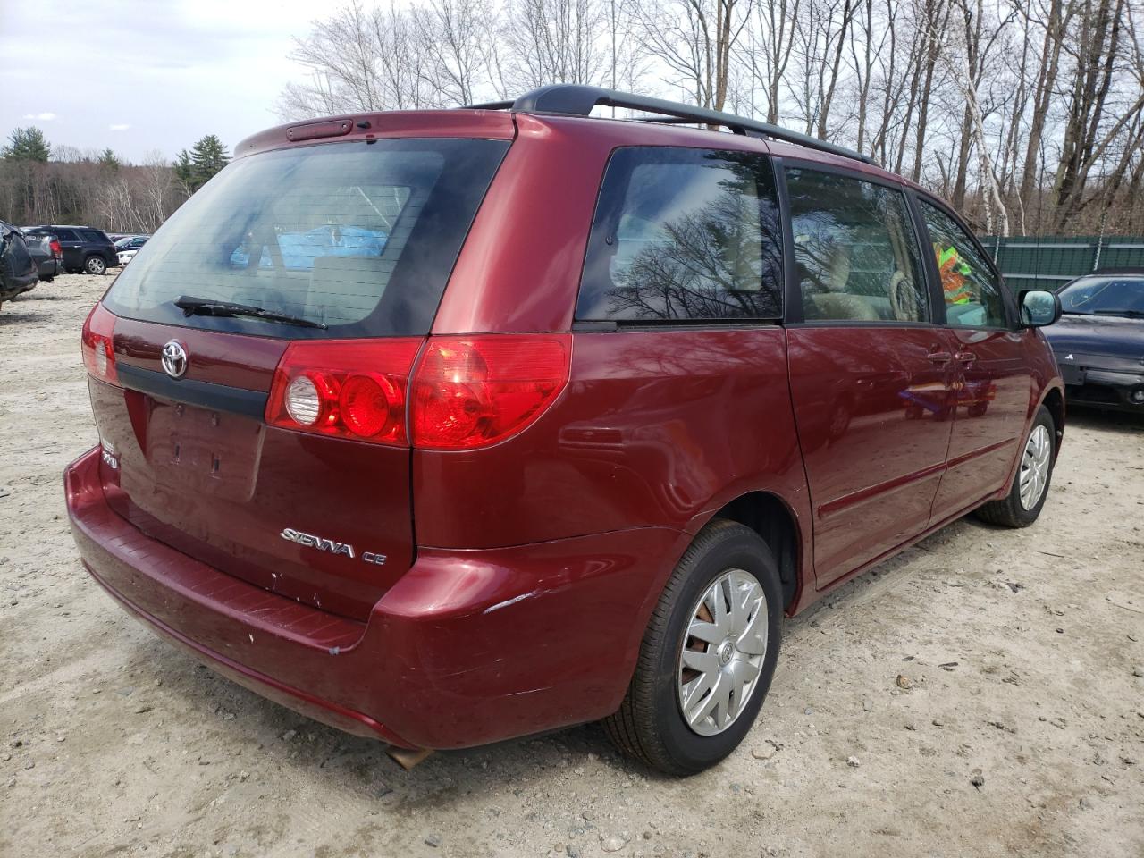Photo 4 from auction – 2007 TOYOTA SIENNA CE with VIN 5TDZK23C77S004427