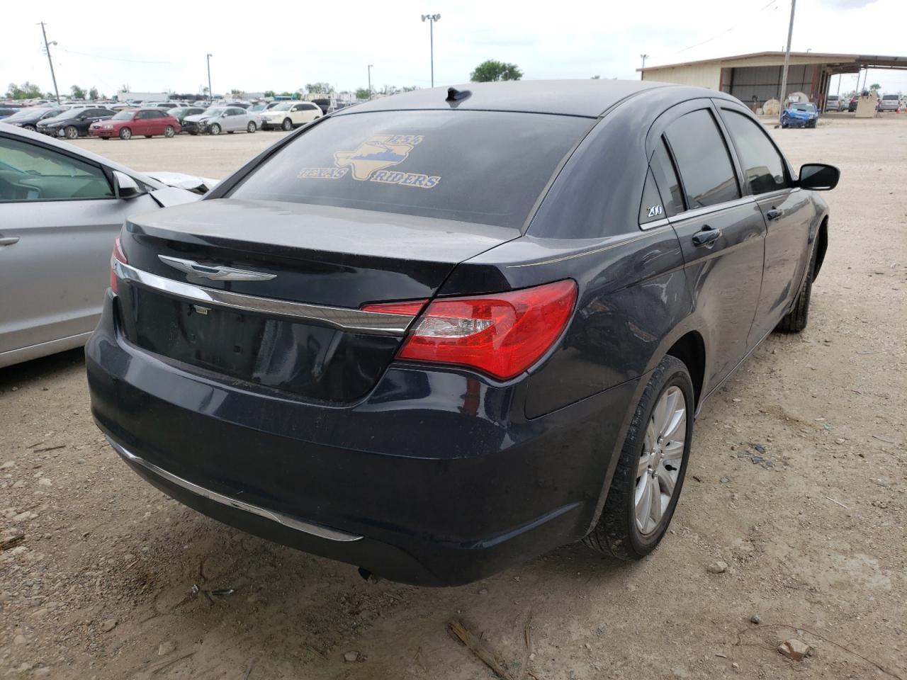 Photo 4 from auction – 2012 CHRYSLER 200 TOURIN with VIN 1C3CCBBB3CN181329