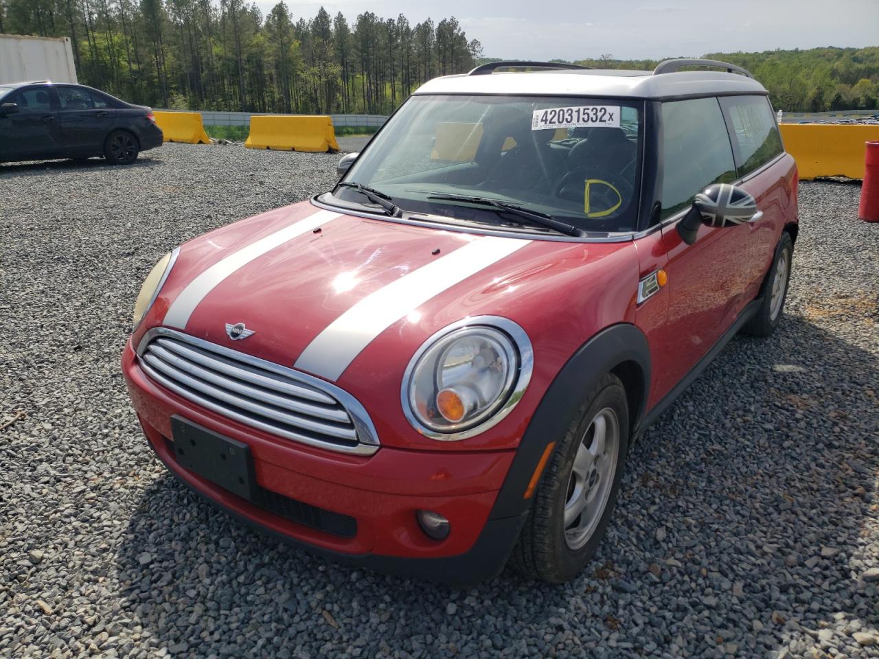 Photo 2 from auction – 2009 MINI COOPER CLU with VIN WMWML33539TX36473