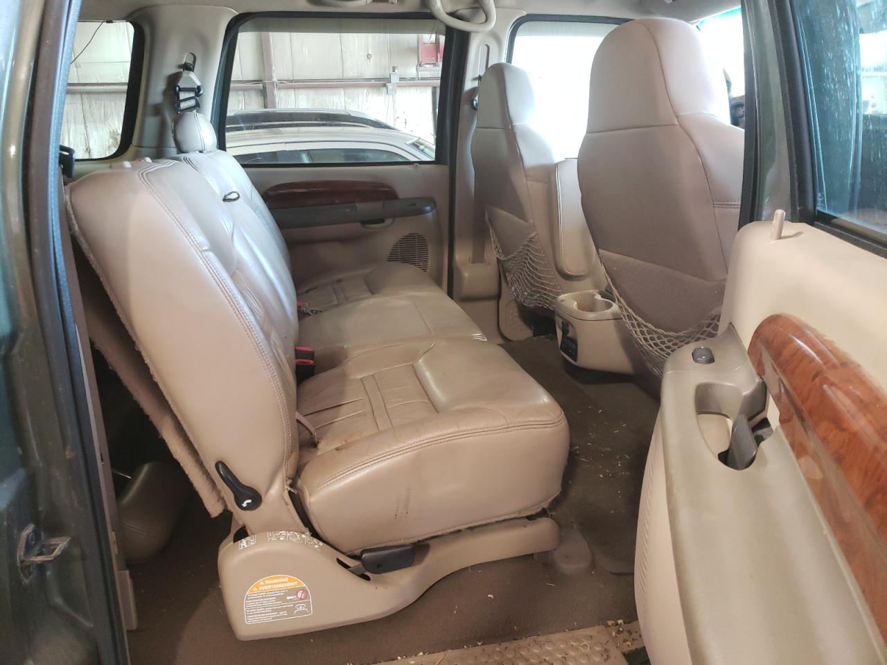 Photo 6 from auction – 2000 FORD EXCURSION with VIN 1FMNU43S0YEE35450