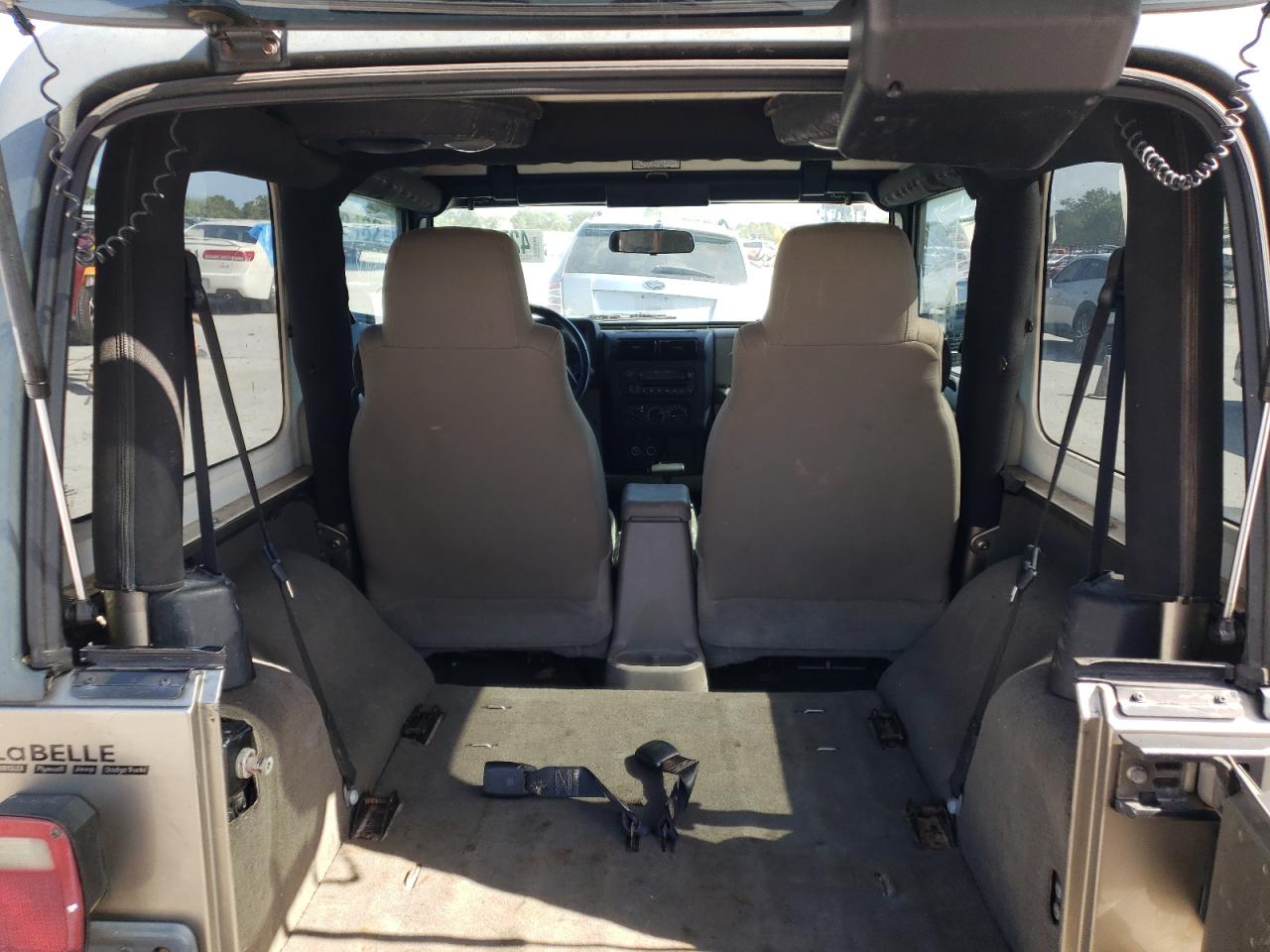 Photo 9 from auction – 2006 JEEP WRANGLER X with VIN 1J4FA39S06P703430