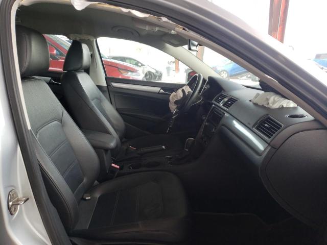 Photo 5 from auction – 2015 VOLKSWAGEN PASSAT S with VIN 1VWAT7A36FC036437