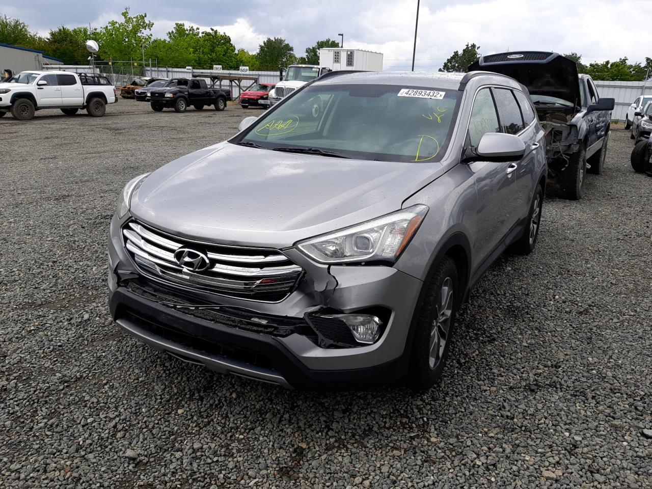 Photo 2 from auction – 2016 HYUNDAI SANTA FE S with VIN KM8SMDHF2GU161994