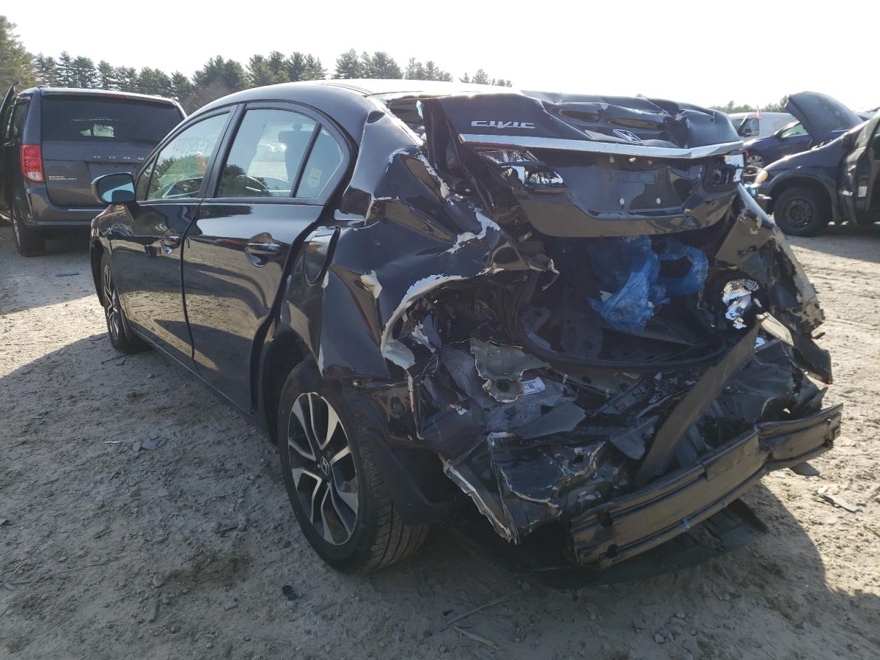 Foto 3 de la subasta – 2015 HONDA CIVIC EX con VIN 19XFB2F80FE229923