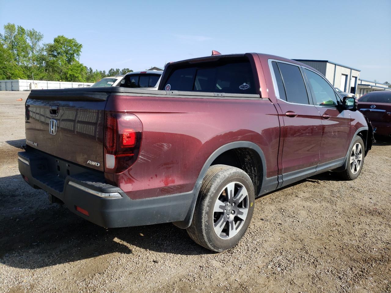 Photo 4 from auction – 2019 HONDA RIDGELINE with VIN 5FPYK3F63KB033001