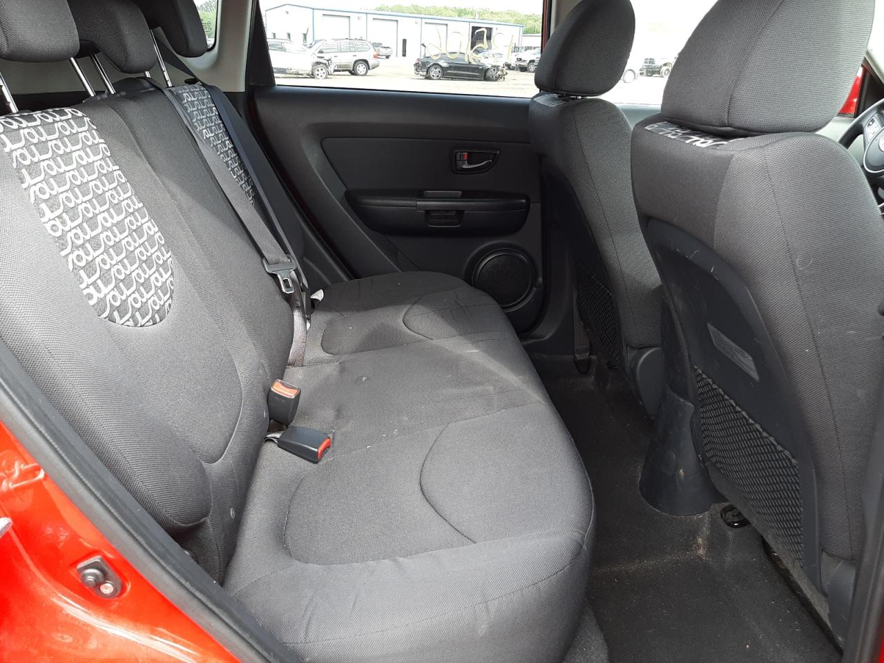Photo 6 from auction – 2010 KIA SOUL + with VIN KNDJT2A27A7118238