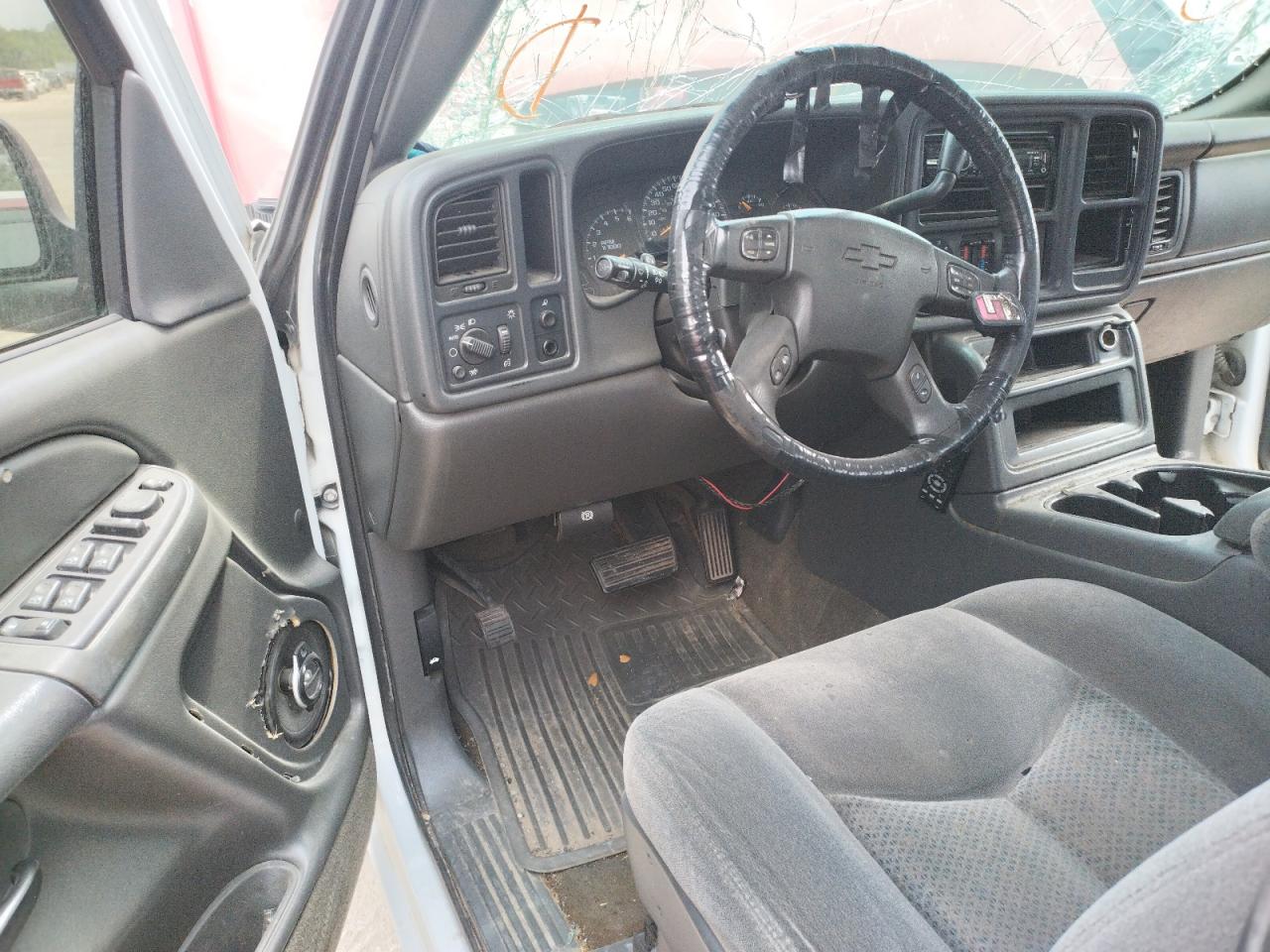 Zdjęcie 9 z aukcji – 2005 CHEVROLET SILVERADO z VIN 2GCEC13T851212309