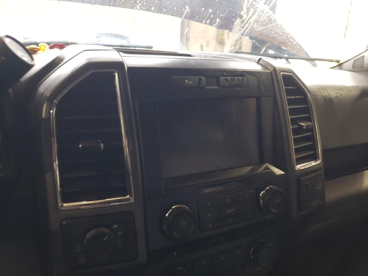 Photo 9 from auction – 2015 FORD F150 SUPER with VIN 1FTFX1EF9FFA12131