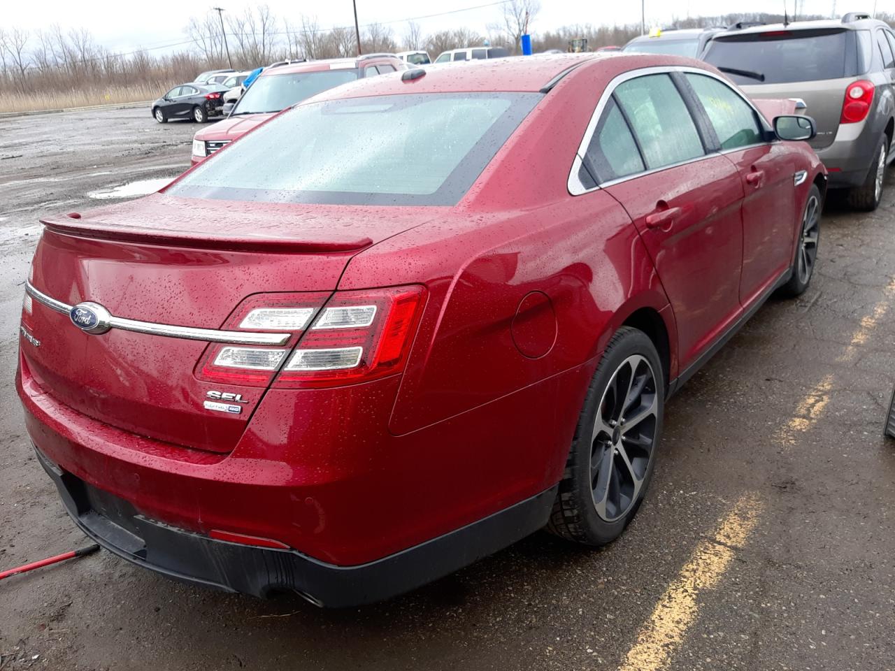 Photo 4 from auction – 2015 FORD TAURUS SEL with VIN 1FAHP2H83FG120790
