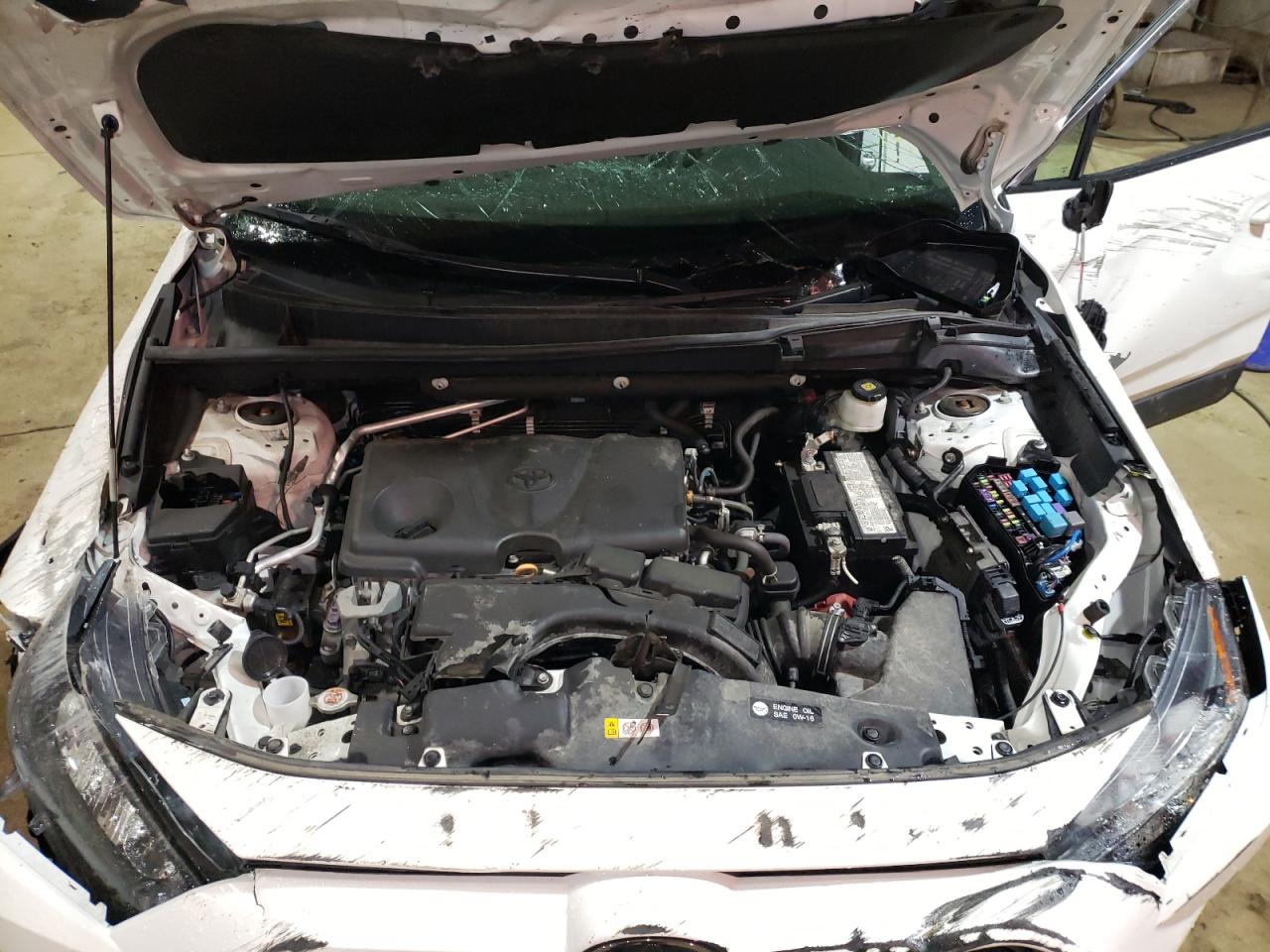 Photo 7 from auction – 2020 TOYOTA RAV4 LE with VIN 2T3B1RFVXLW091002