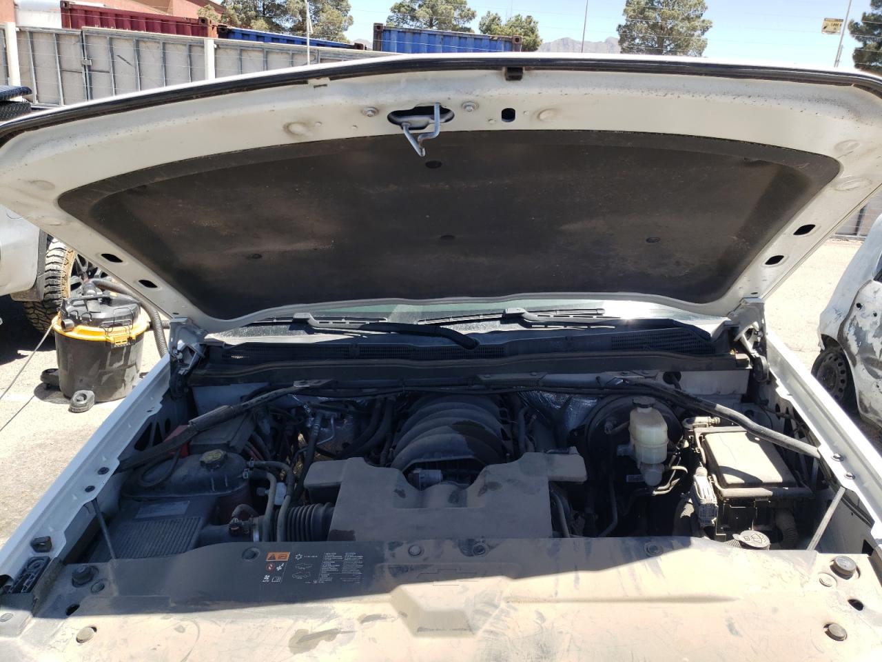 Photo 7 from auction – 2015 CHEVROLET SILVERADO with VIN 3GCUKREC7FG164756