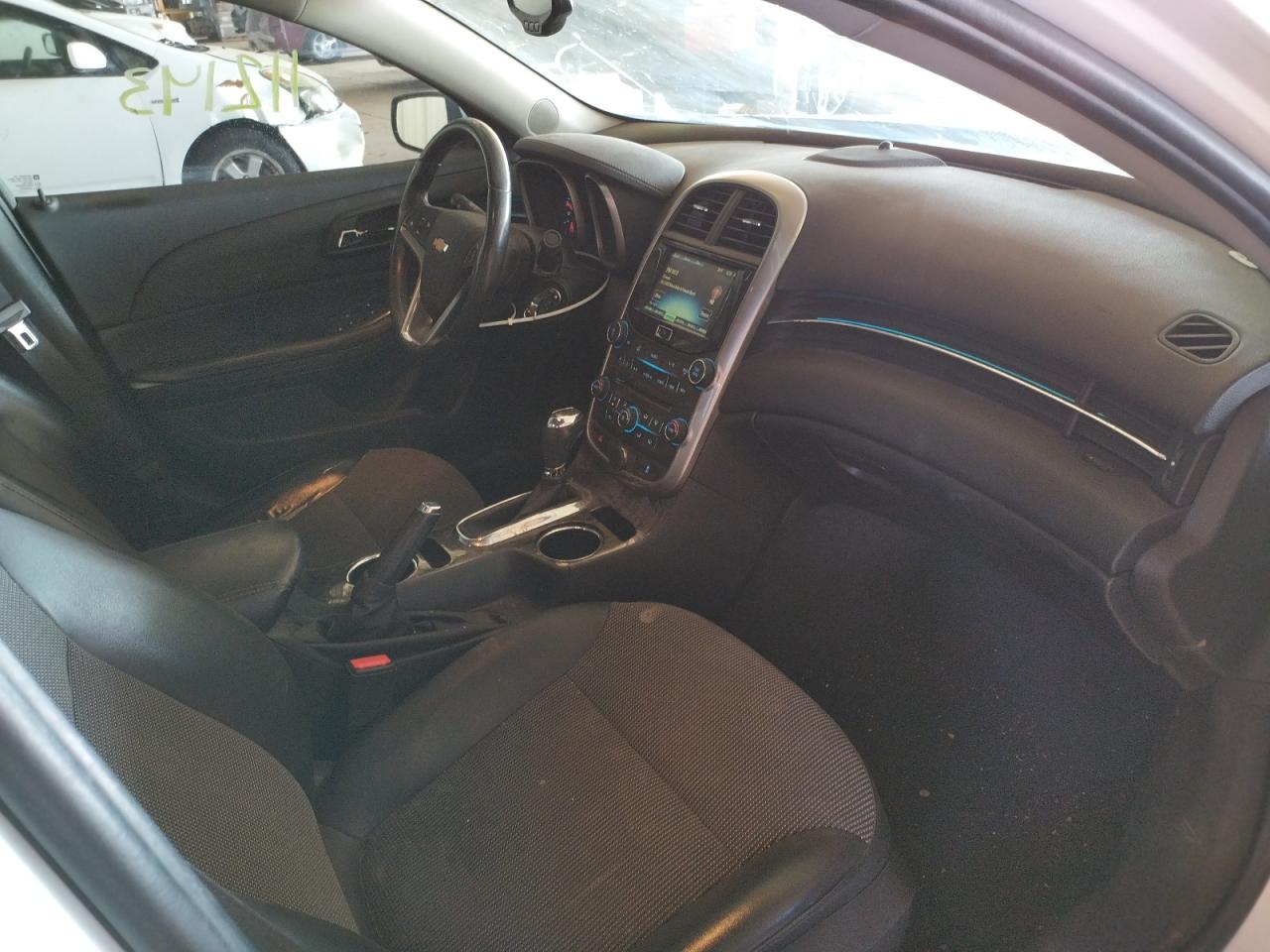 Photo 5 from auction – 2015 CHEVROLET MALIBU 2LT with VIN 1G11D5SL4FF307456