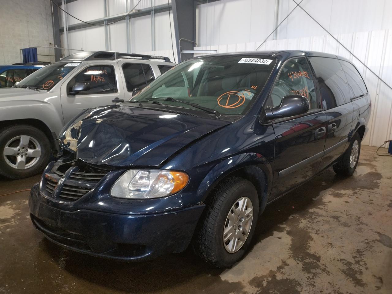 Photo 2 from auction – 2006 DODGE GRAND CARA with VIN 1D8GP24E26B722807