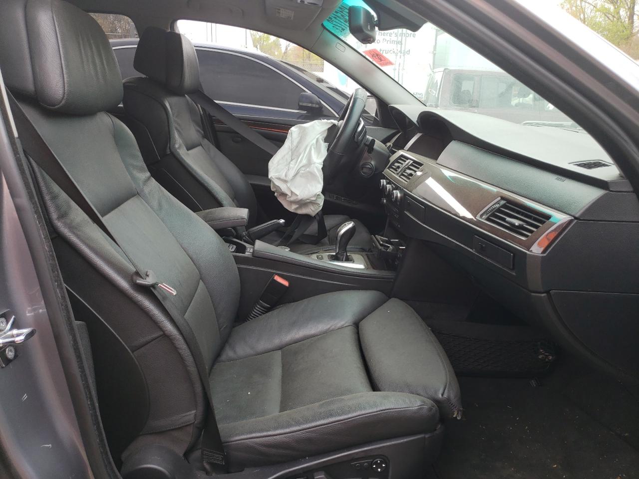 Photo 5 from auction – 2009 BMW 535 I with VIN WBANW13559C162183
