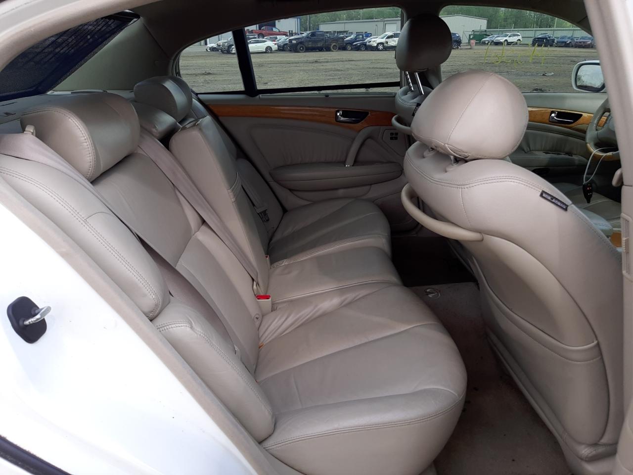 Photo 6 from auction – 2002 INFINITI Q45 with VIN JNKBF01A12M007063