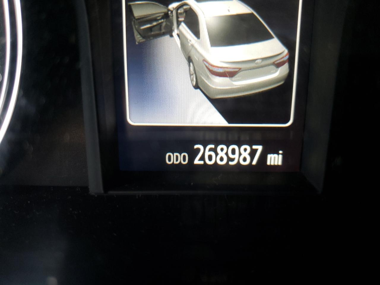Photo 8 from auction – 2016 TOYOTA CAMRY LE with VIN 4T1BF1FK8GU536232