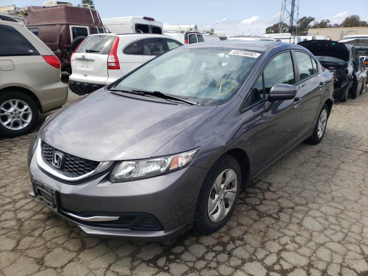Photo 2 from auction – 2014 HONDA CIVIC LX with VIN 19XFB2F54EE024660