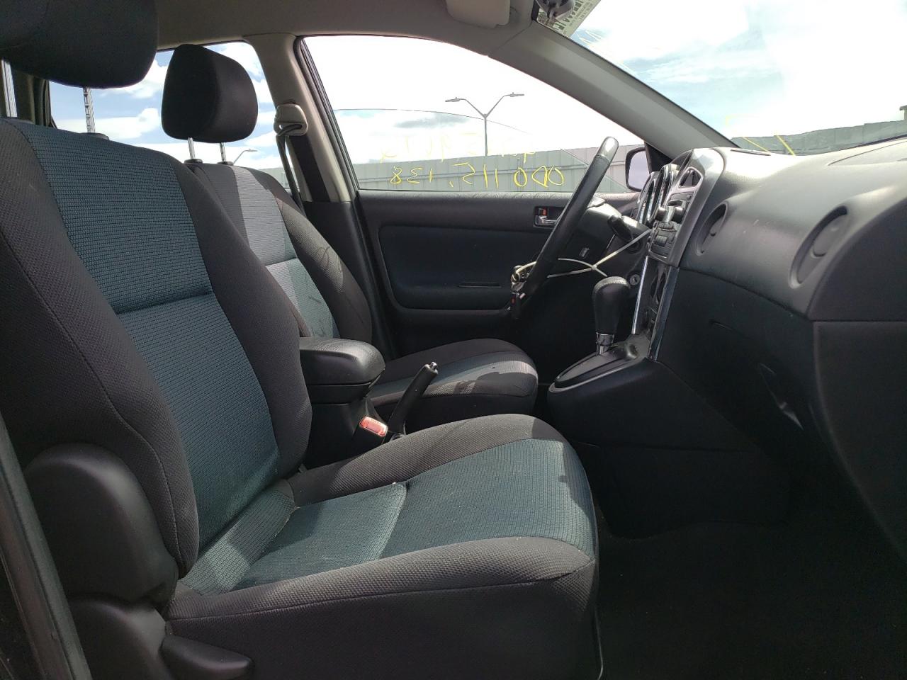 Photo 5 from auction – 2006 TOYOTA MATRIX with VIN 2T1LR32E56C550919