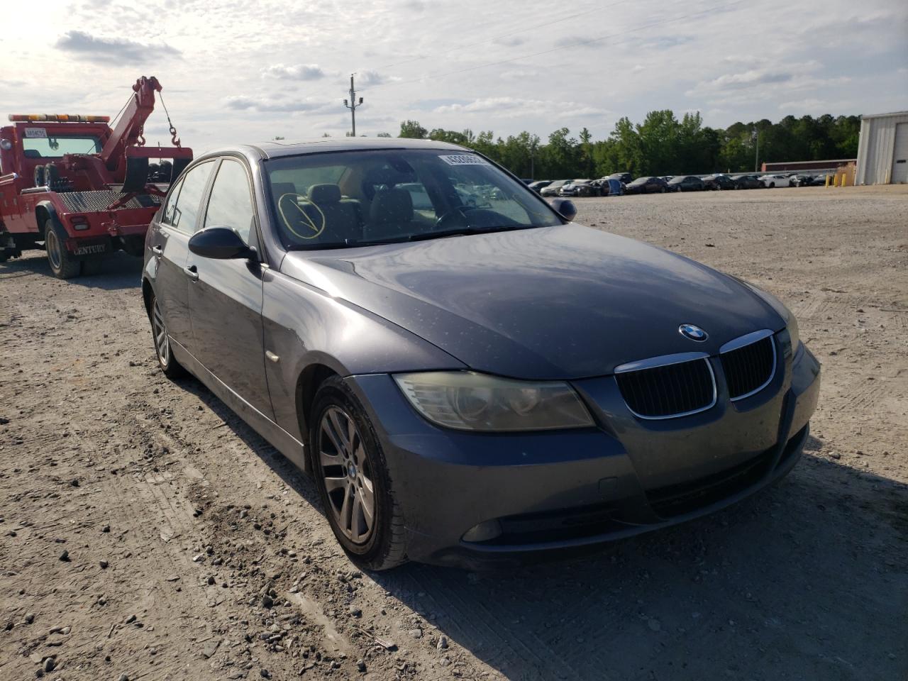 BMW 325 I AUTO 2006 with VIN WBAVB17566NK31792 - Photo from auction