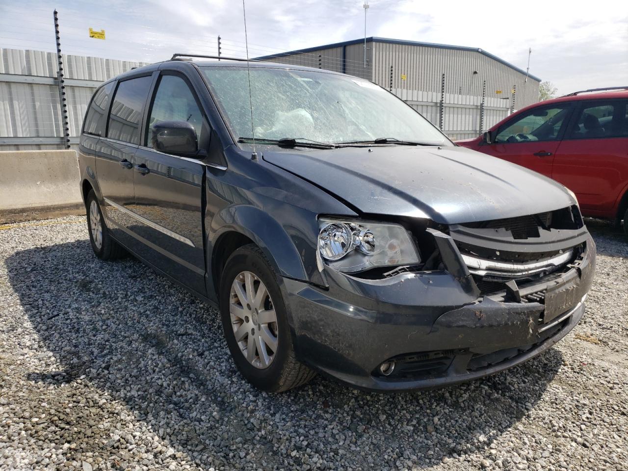 Photo 1 from auction – 2014 CHRYSLER TOWN & COU with VIN 2C4RC1BG1ER358168