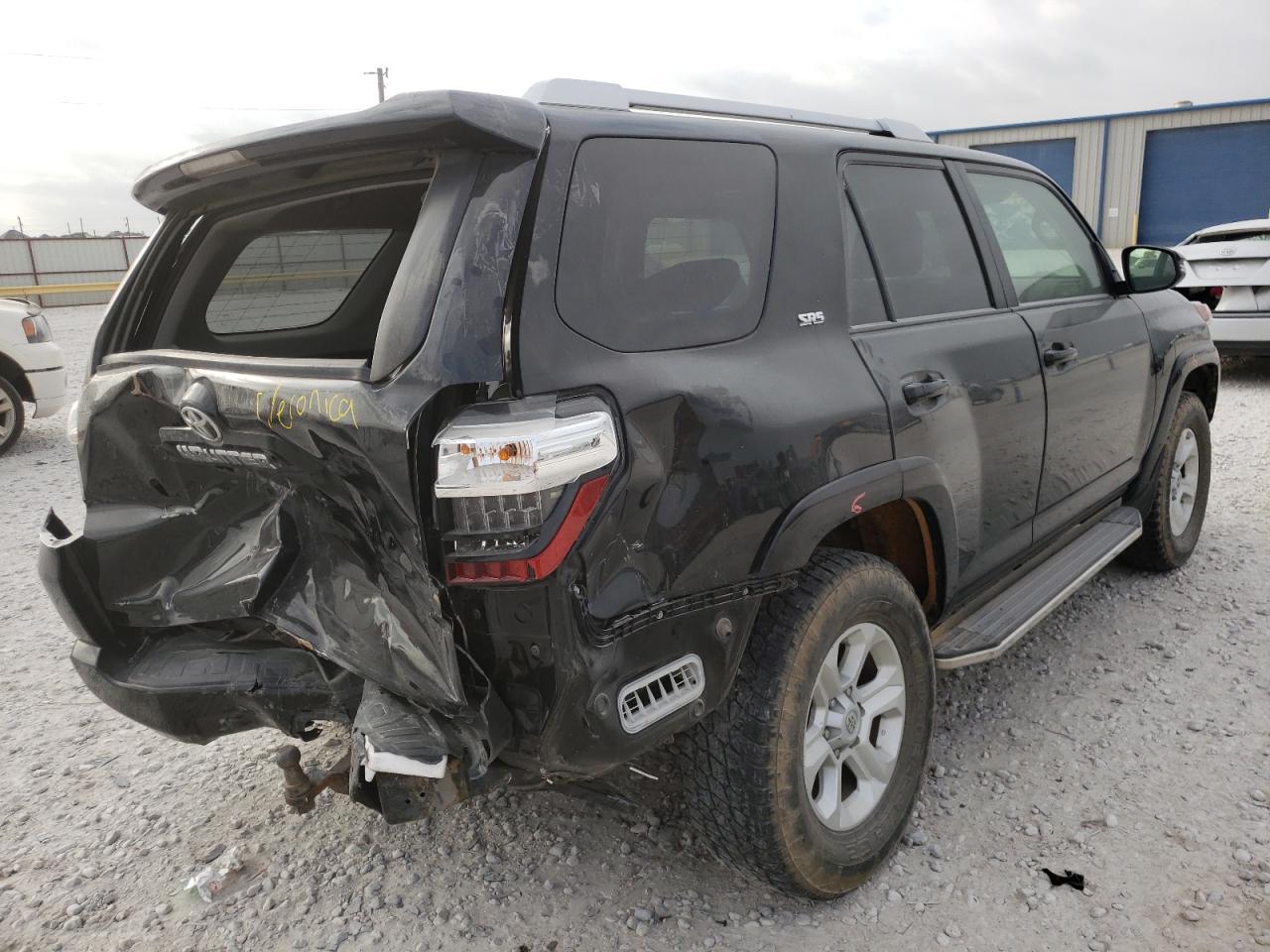Photo 4 from auction – 2016 TOYOTA 4RUNNER SR with VIN JTEBU5JR0G5384846