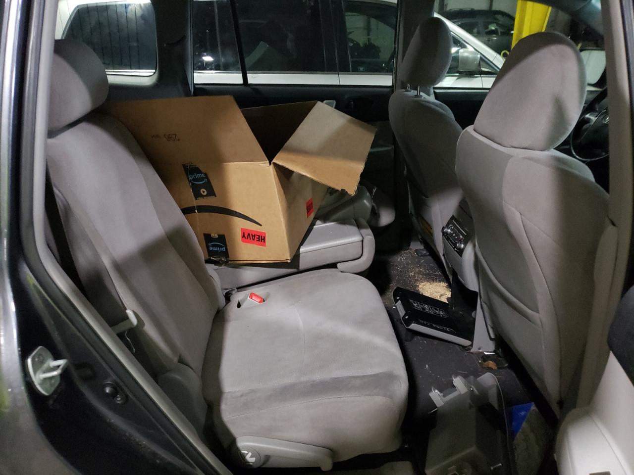 Photo 6 from auction – 2013 TOYOTA HIGHLANDER with VIN 5TDBK3EH9DS244168
